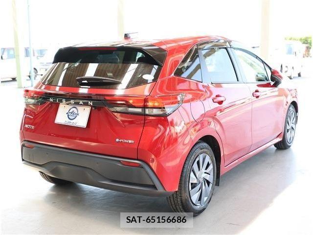 Nissan NOTE 2021-08 7272564-7