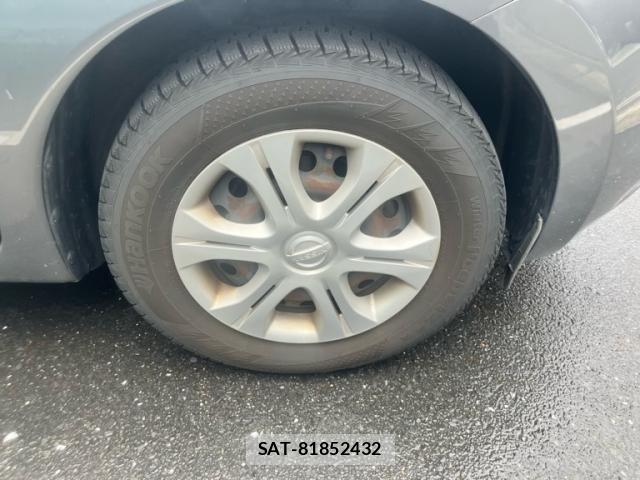 Nissan NOTE 2013-01 7272597-10