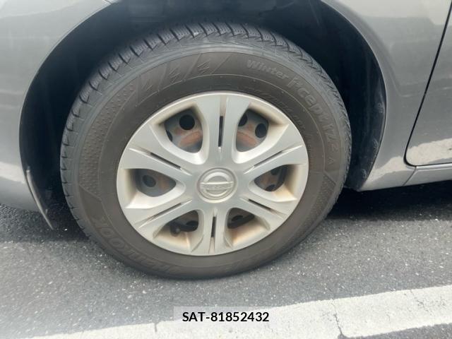Nissan NOTE 2013-01 7272597-11
