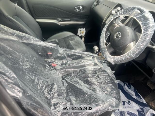 Nissan NOTE 2013-01 7272597-14
