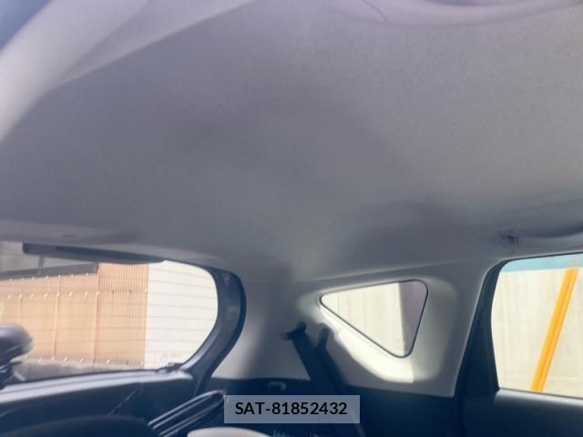 Nissan NOTE 2013-01 7272597-18