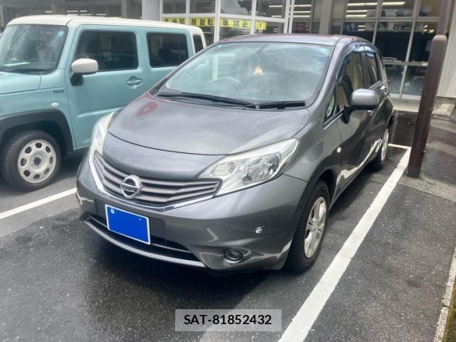 Nissan NOTE 2013-01 7272597-1