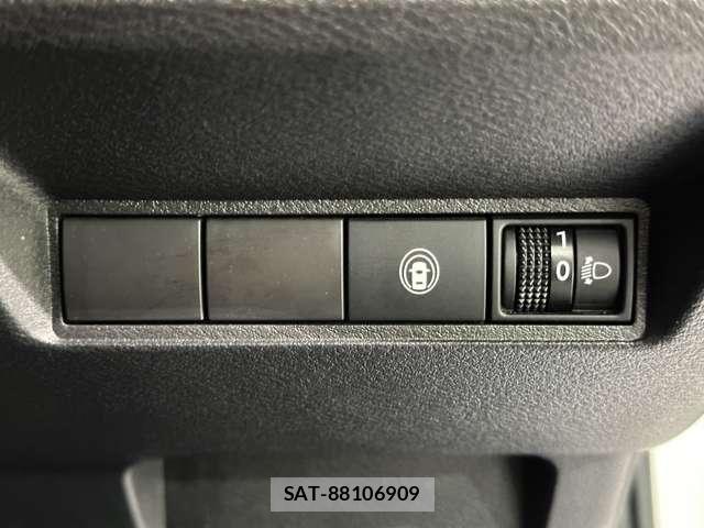 Nissan NOTE 2021-10 7272567-13