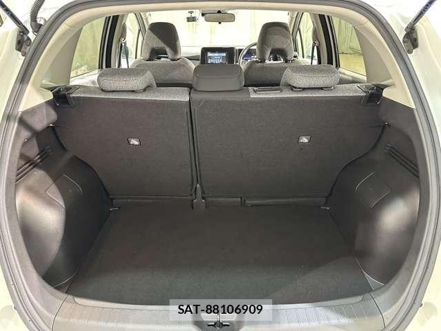 Nissan NOTE 2021-10 7272567-26