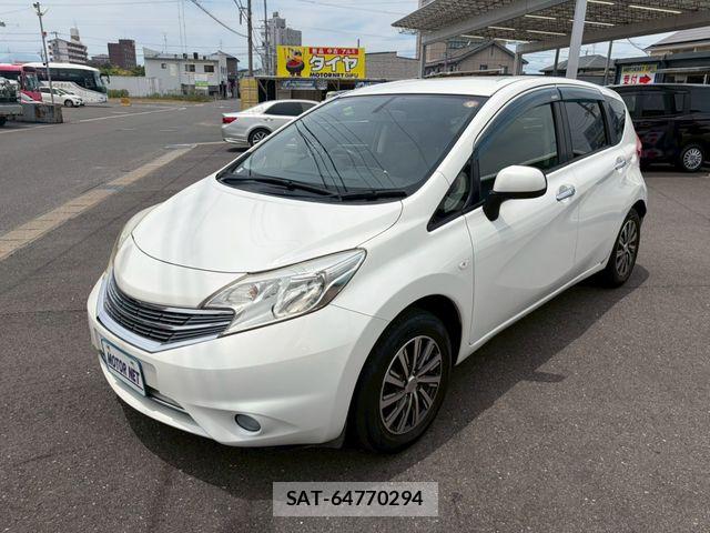Nissan NOTE 2013-08 7272598-0