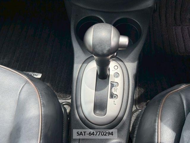 Nissan NOTE 2013-08 7272598-10