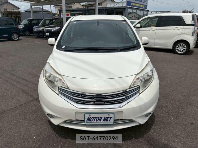 Nissan NOTE 2013-08 7272598-14