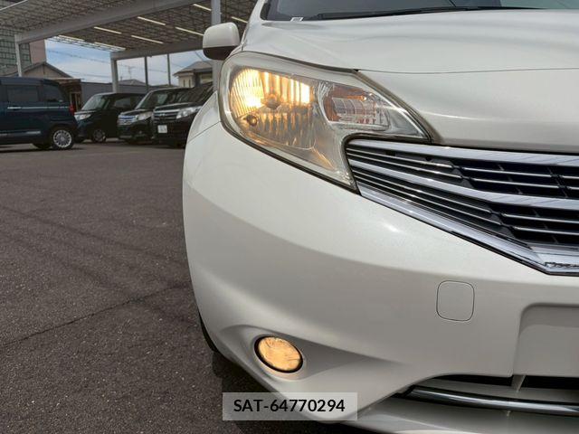 Nissan NOTE 2013-08 7272598-20