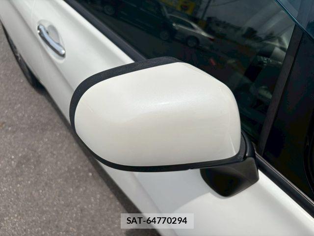 Nissan NOTE 2013-08 7272598-21