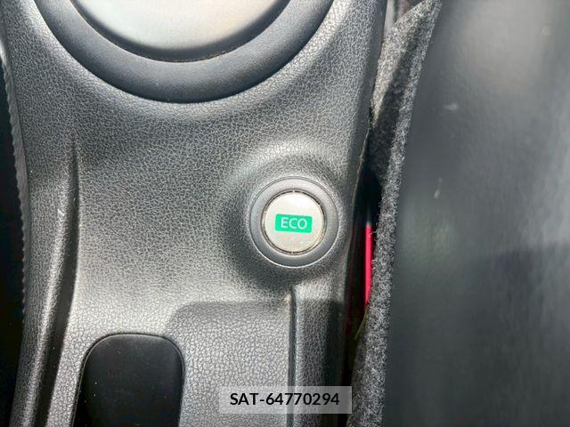 Nissan NOTE 2013-08 7272598-27