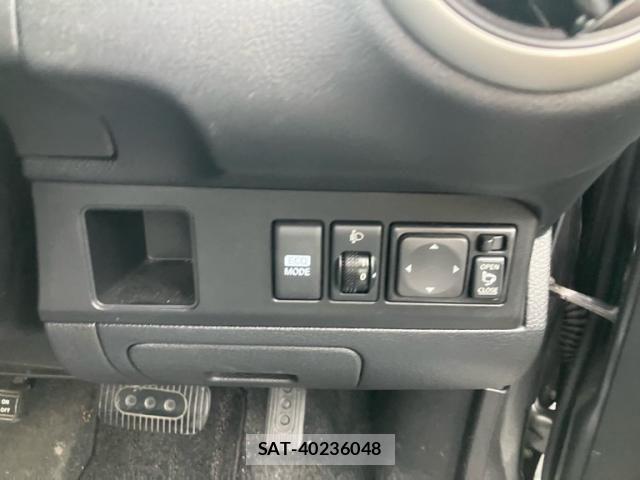 Nissan NOTE 2011-09 7272593-10