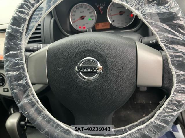 Nissan NOTE 2011-09 7272593-11