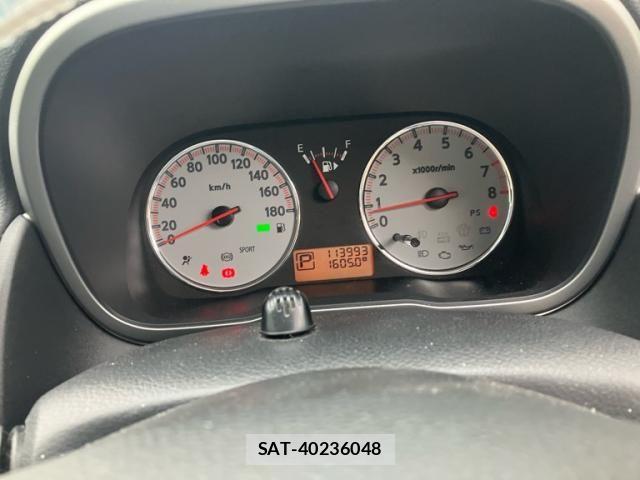 Nissan NOTE 2011-09 7272593-12