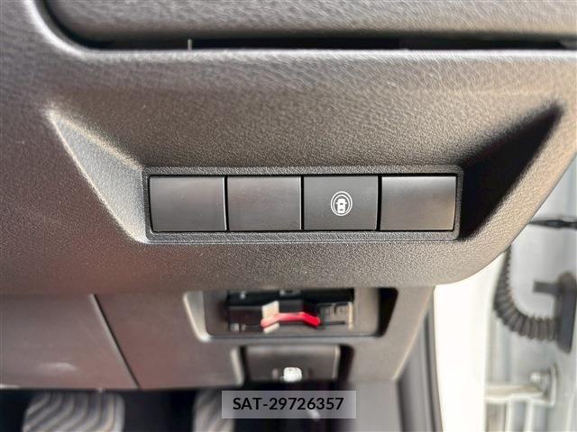Nissan NOTE 2023-12 7272562-19