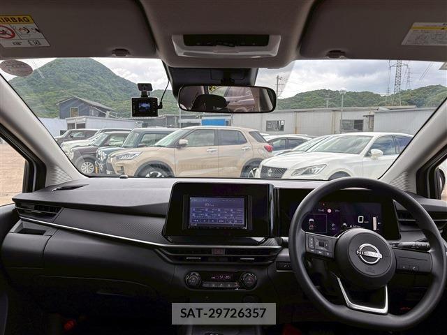 Nissan NOTE 2023-12 7272562-2