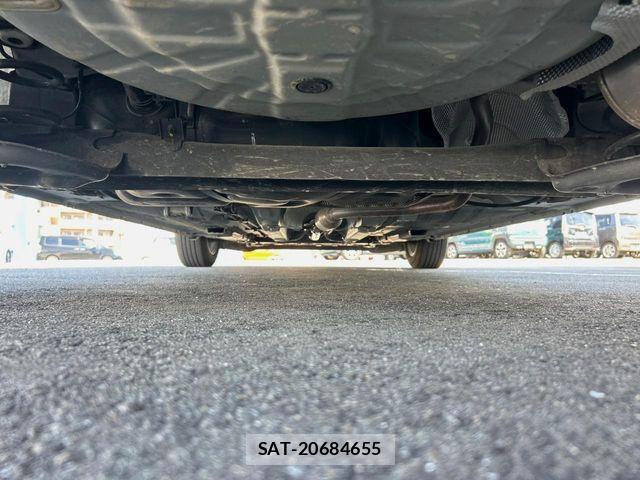 Nissan NOTE 2019-07 7272561-19