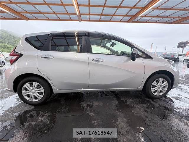 Nissan NOTE 2017-03 7272586-11