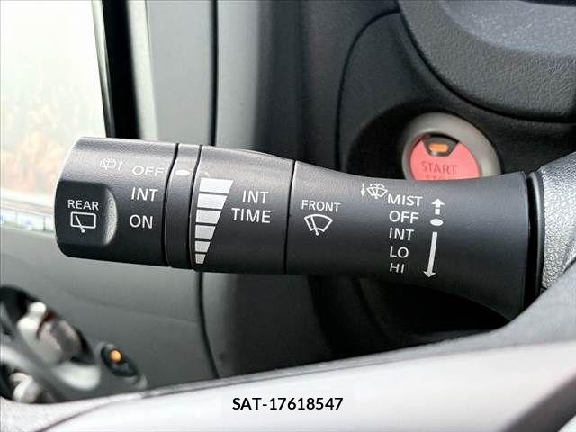 Nissan NOTE 2017-03 7272586-22