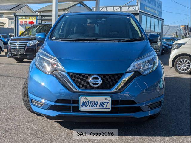 Nissan NOTE 2016-11 7272590-14