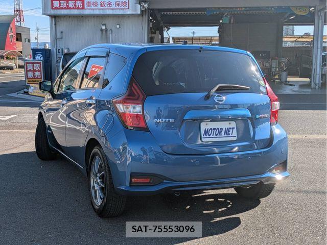 Nissan NOTE 2016-11 7272590-18