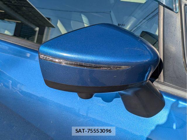 Nissan NOTE 2016-11 7272590-21