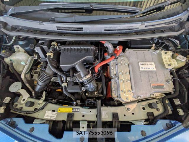 Nissan NOTE 2016-11 7272590-23