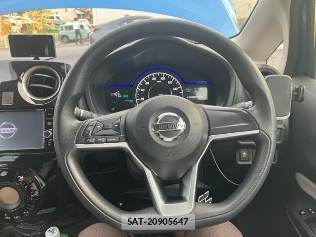 Nissan NOTE 2017-09 7332703-20