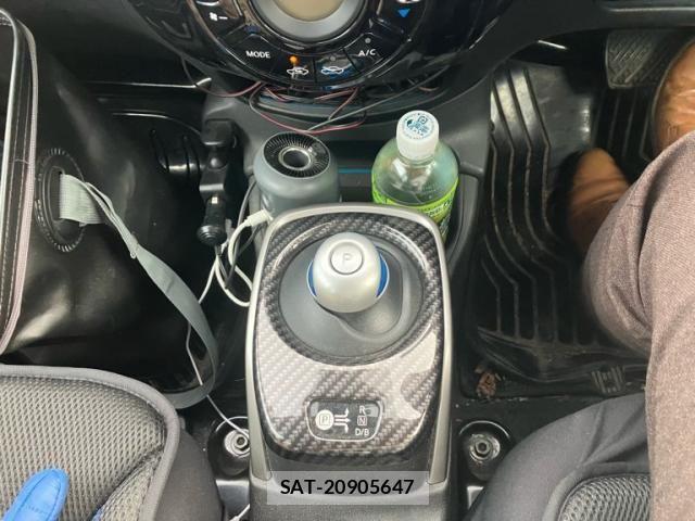 Nissan NOTE 2017-09 7332703-23