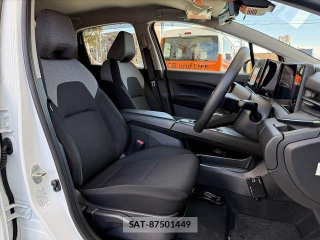 Nissan NOTE 2021-04 7329041-15