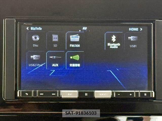 Nissan NOTE 2022-04 7329040-3