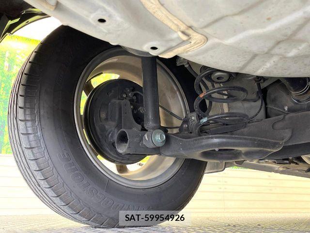 Nissan NOTE 2014-06 7329067-19