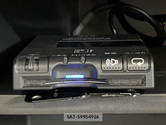 Nissan NOTE 2014-06 7329067-4