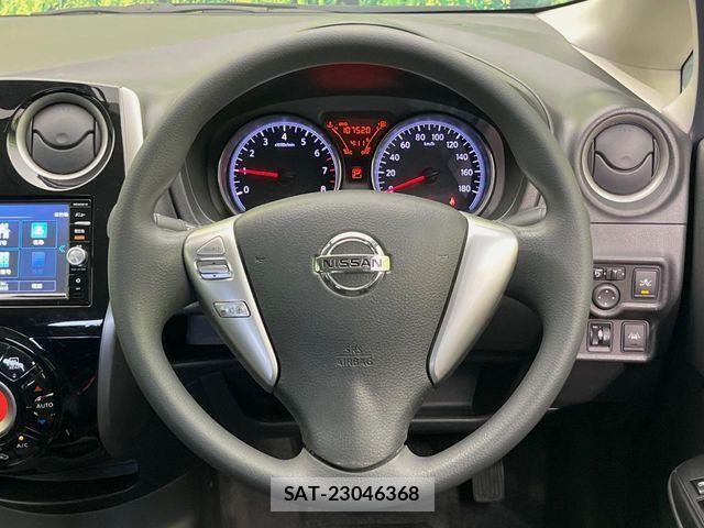 Nissan NOTE 2015-11 7329058-10