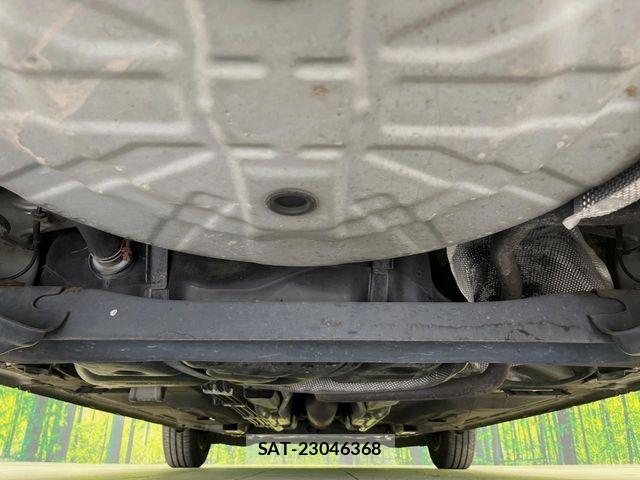 Nissan NOTE 2015-11 7329058-18