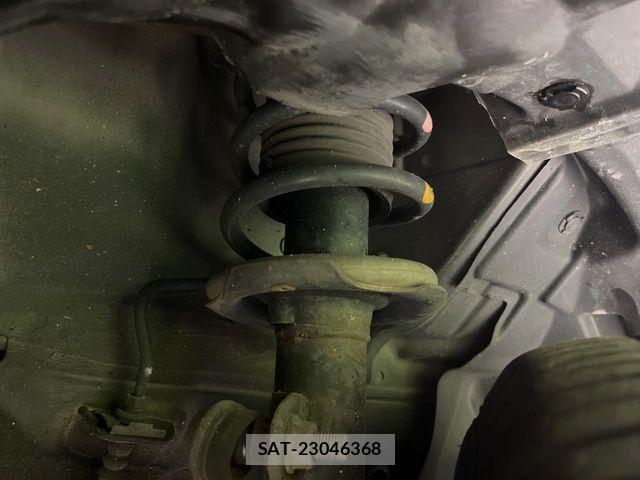 Nissan NOTE 2015-11 7329058-19