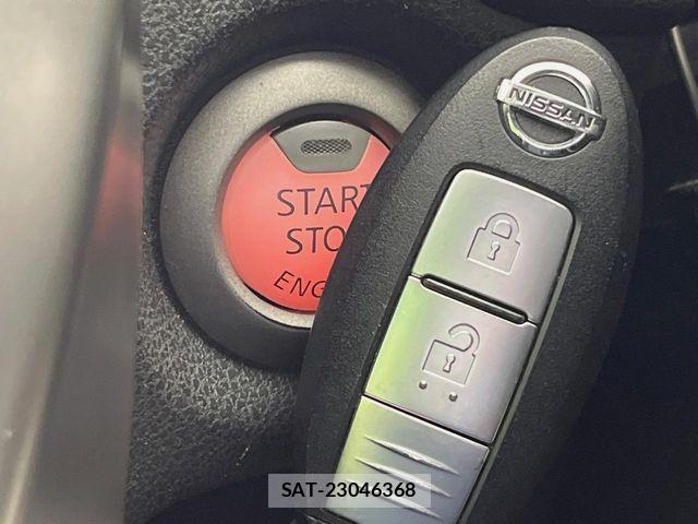 Nissan NOTE 2015-11 7329058-5