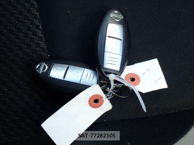 Nissan NOTE 2019-03 7329054-28
