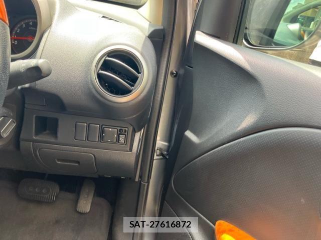 Nissan NOTE 2005-07 7329072-9