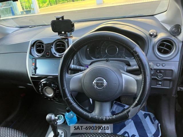 Nissan NOTE 2014-01 7329075-15