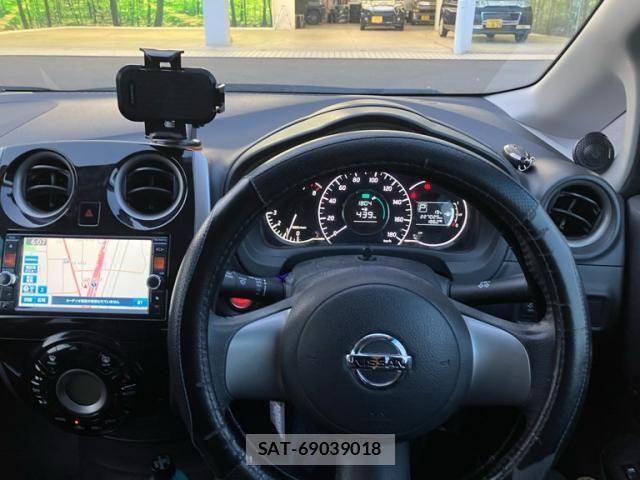 Nissan NOTE 2014-01 7329075-17