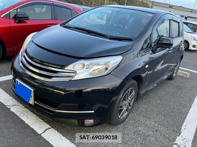 Nissan NOTE 2014-01 7329075-2