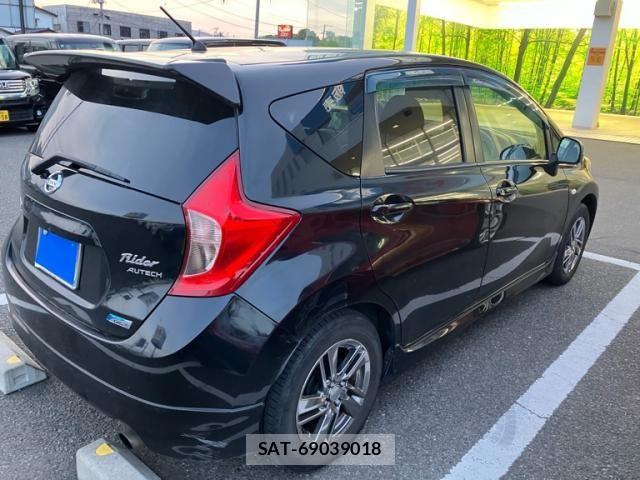 Nissan NOTE 2014-01 7329075-4