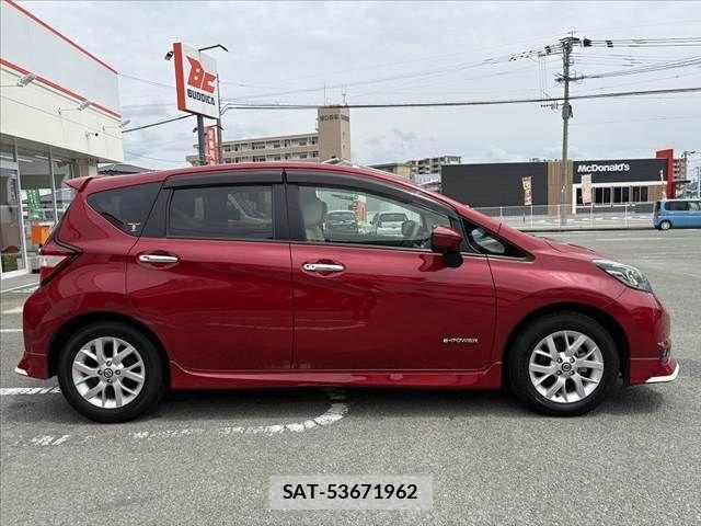 Nissan NOTE 2019-07 7329052-11