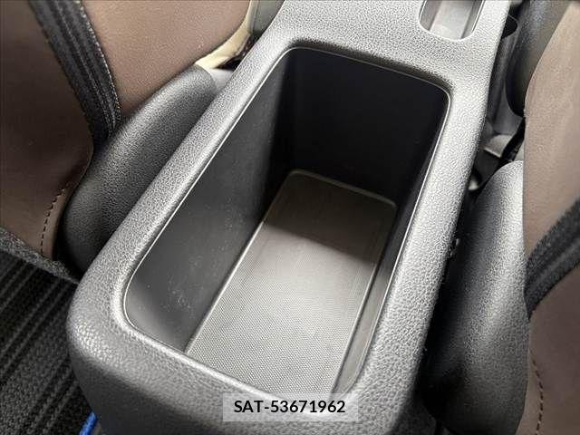 Nissan NOTE 2019-07 7329052-23