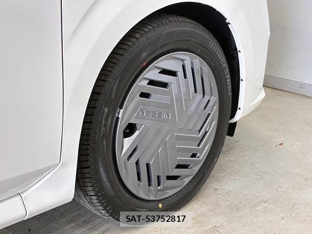 Nissan NOTE 2026-03 7329010-28