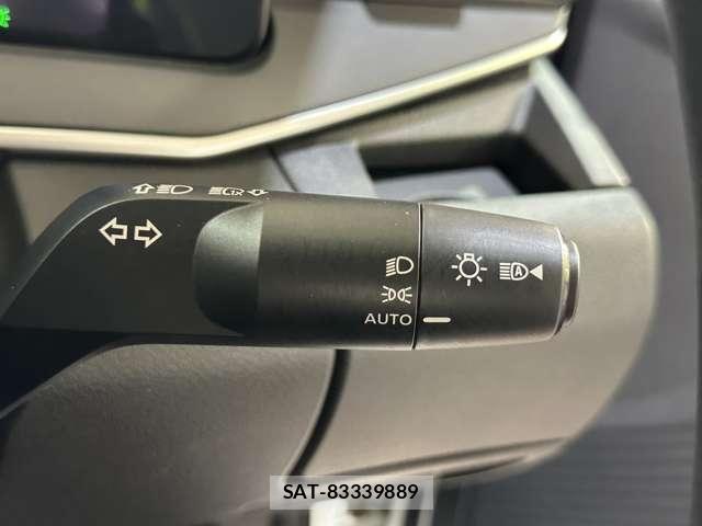 Nissan NOTE 2021-10 7329035-11
