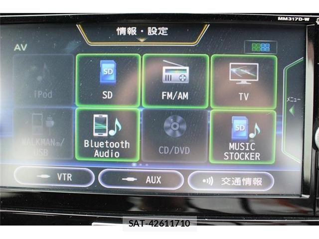 Nissan NOTE 2017-07 7329042-2