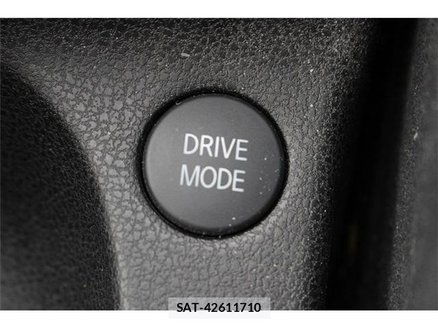 Nissan NOTE 2017-07 7329042-5