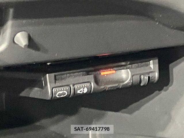 Nissan NOTE 2017-07 7329051-6