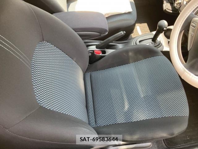 Nissan NOTE 2015-07 7329070-15